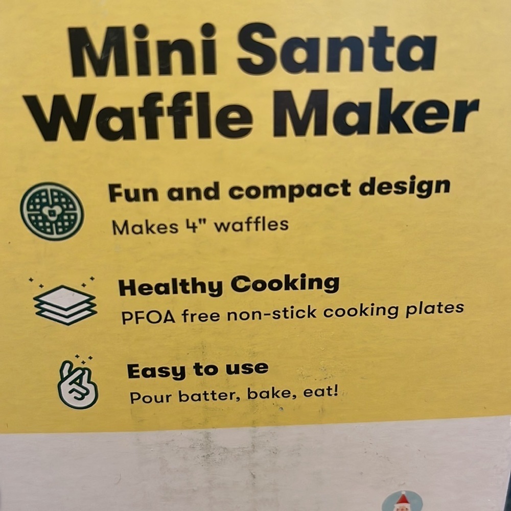 NIB Bella Mini Santa Waffle Maker - Picture 3 of 6